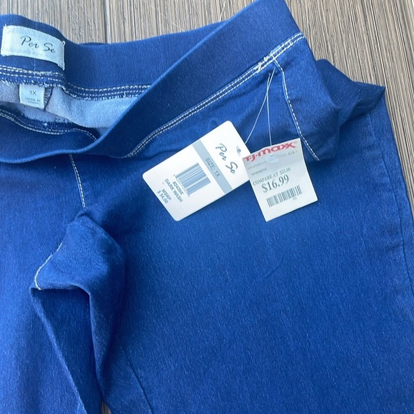 Stretchy Crop Jeggings Size 1X - Picture 3 of 4